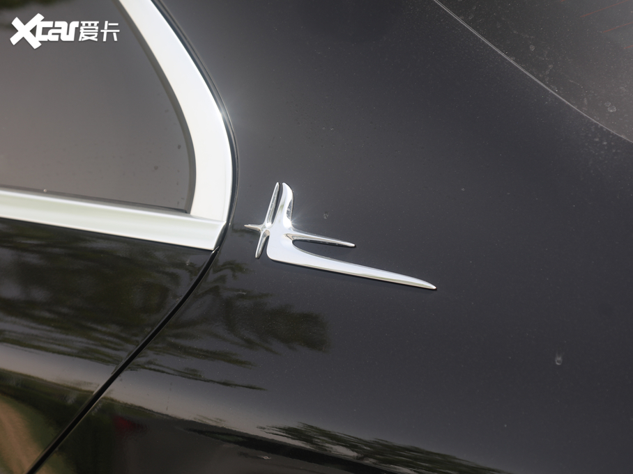 2020YC Ŀ C 260 L \Ӱ