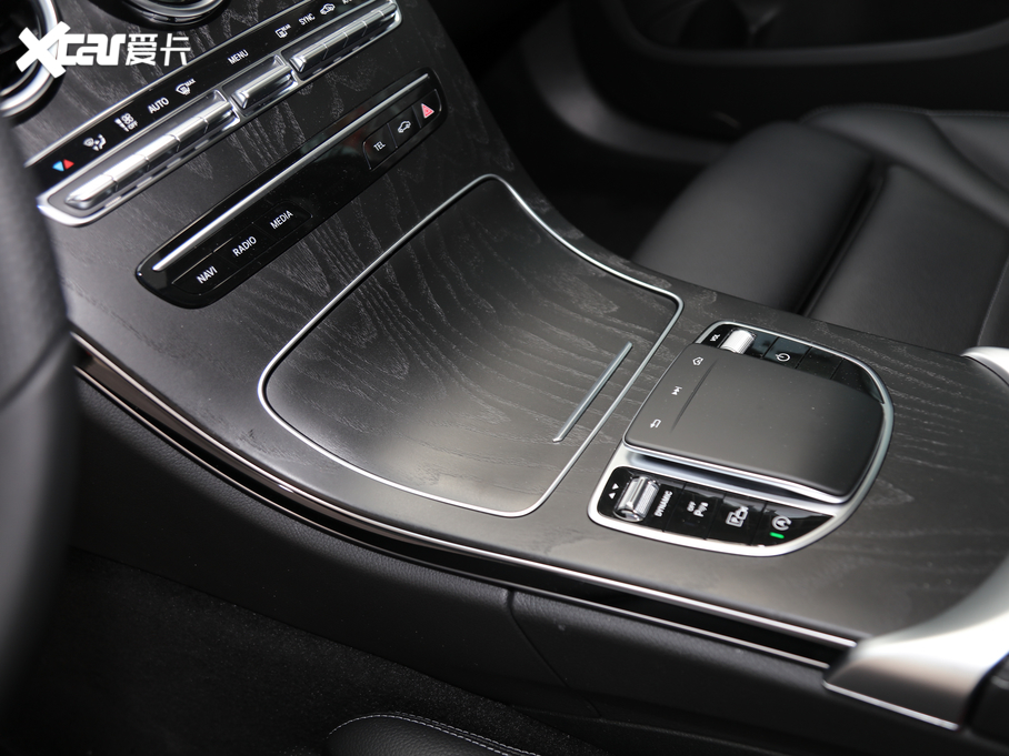 2020YC Ŀ C 260 L \Ӱ