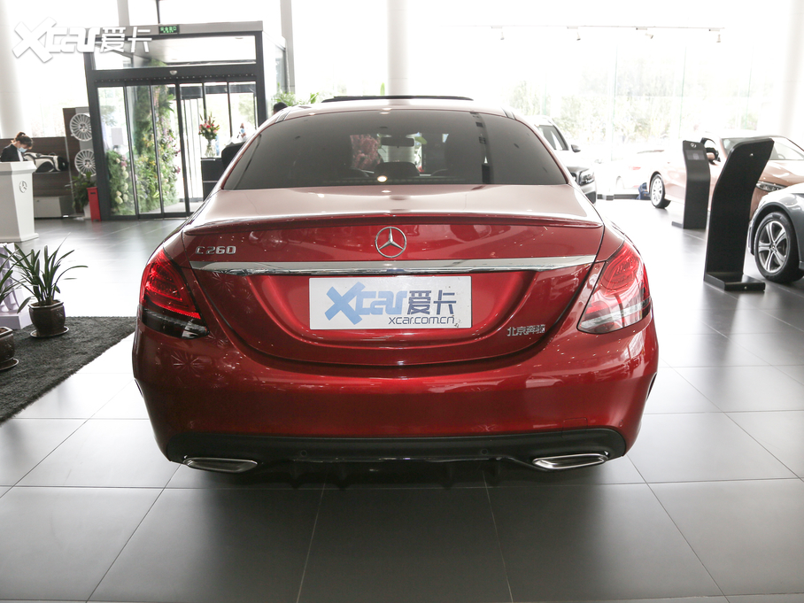 2020YC Ŀ C 260 \Ӱ