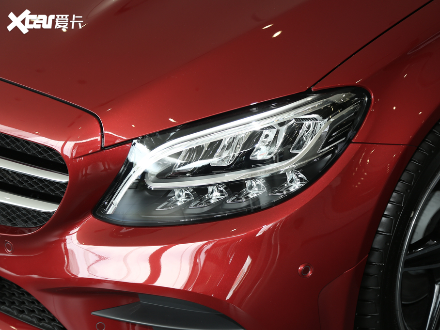 2020YC Ŀ C 260 \Ӱ