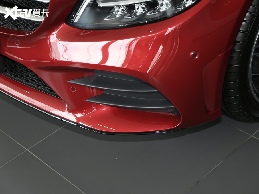 2020YC Ŀ C 260 \Ӱ