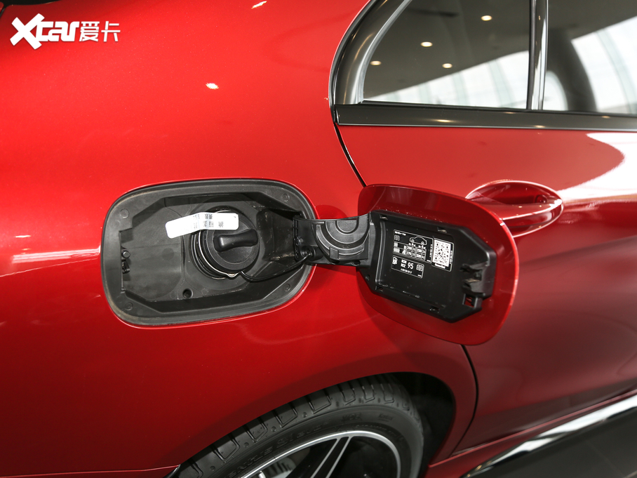 2020YC Ŀ C 260 \Ӱ