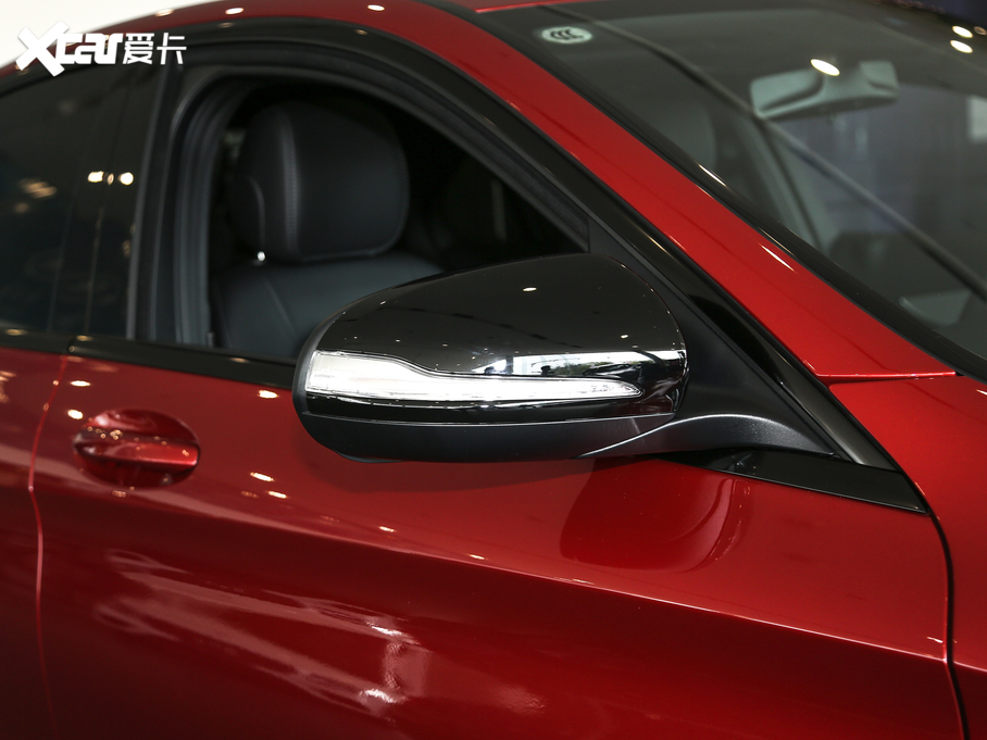 2020YC Ŀ C 260 \Ӱ