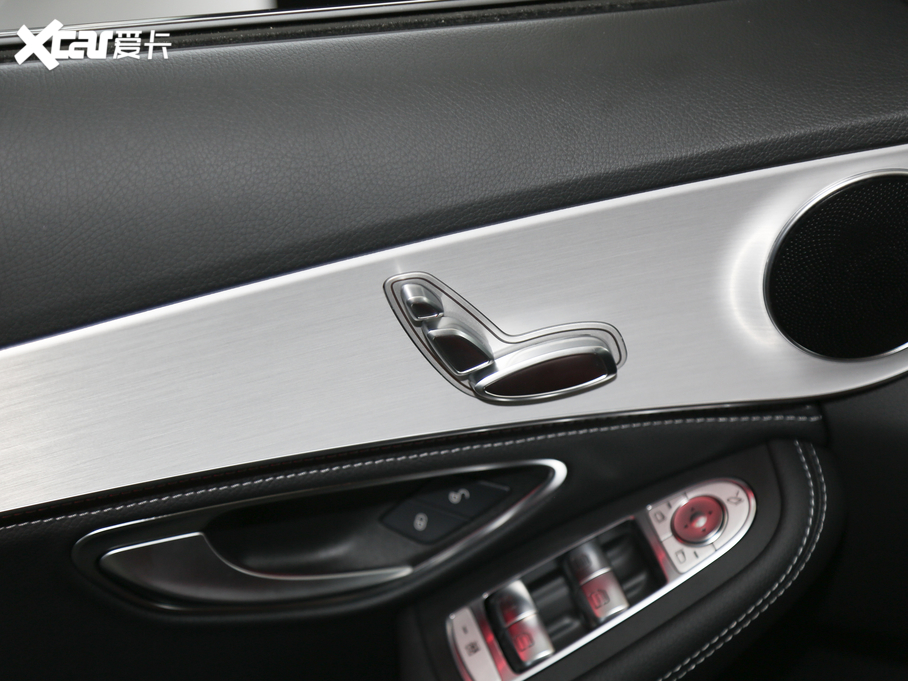 2020YC Ŀ C 260 \Ӱ