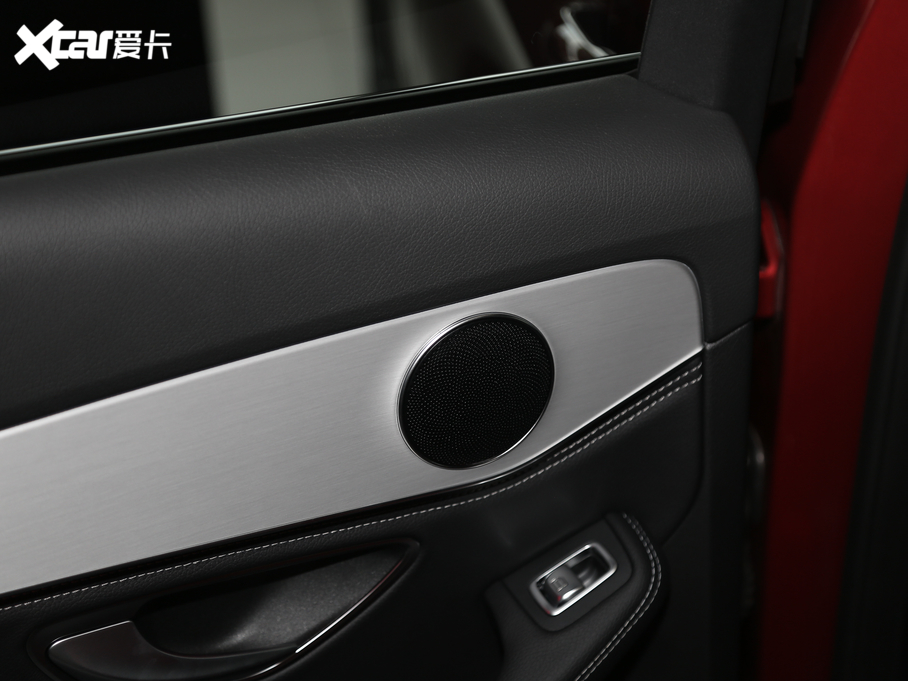 2020YC Ŀ C 260 \Ӱ