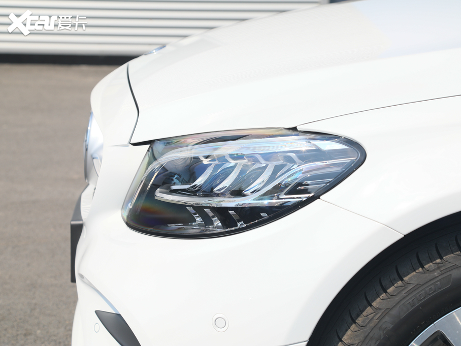 2020YC Ŀ C 200 L r\Ӱ