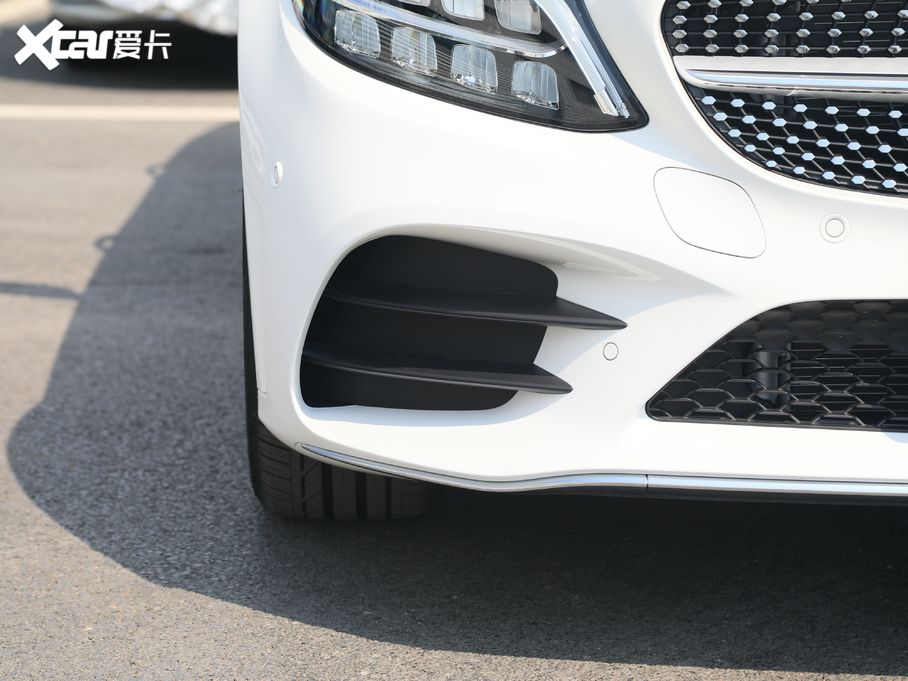 2020YC Ŀ C 200 L r\Ӱ