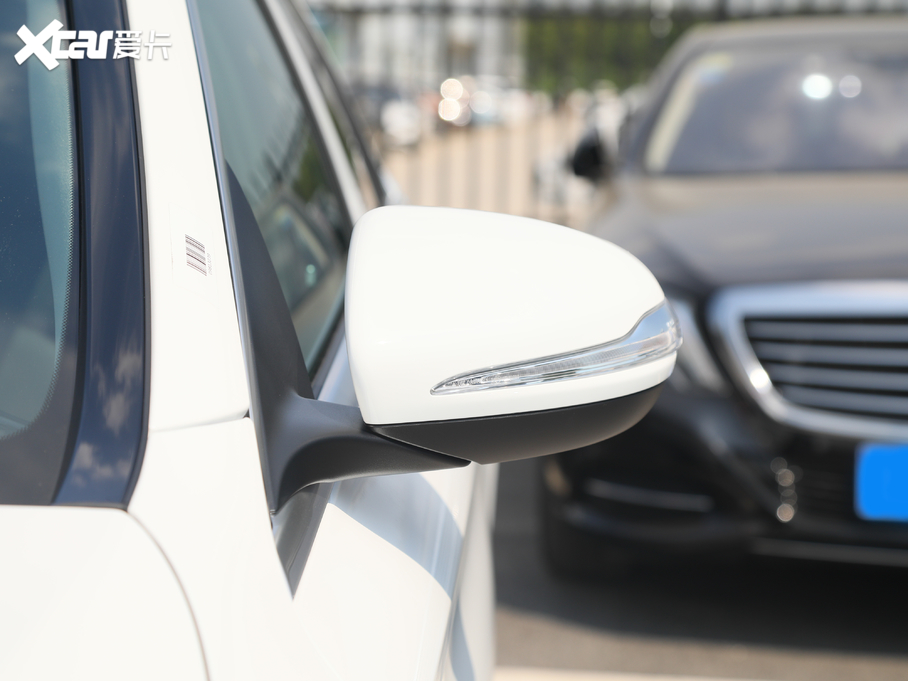 2020YC Ŀ C 200 L r\Ӱ