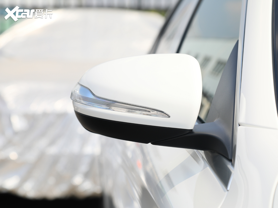 2020YC Ŀ C 200 L r\Ӱ