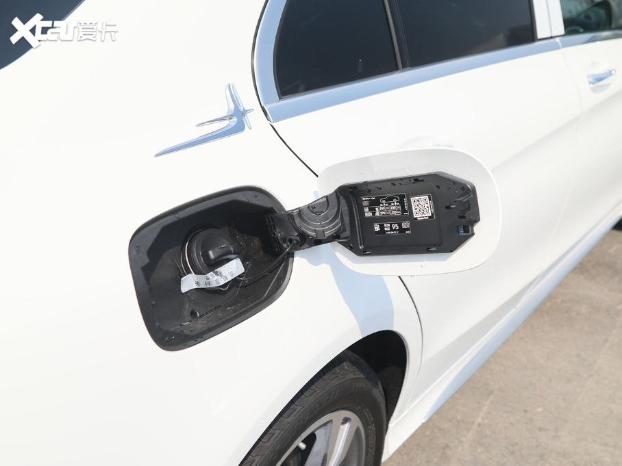 2020YC Ŀ C 200 L r\Ӱ