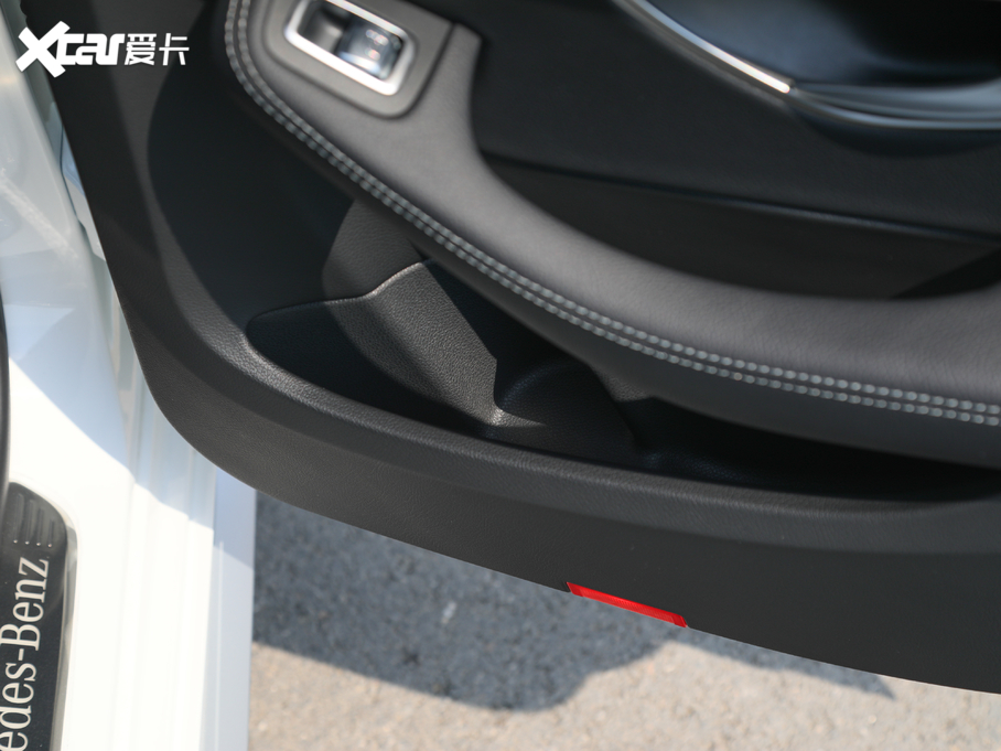 2020YC Ŀ C 200 L r\Ӱ