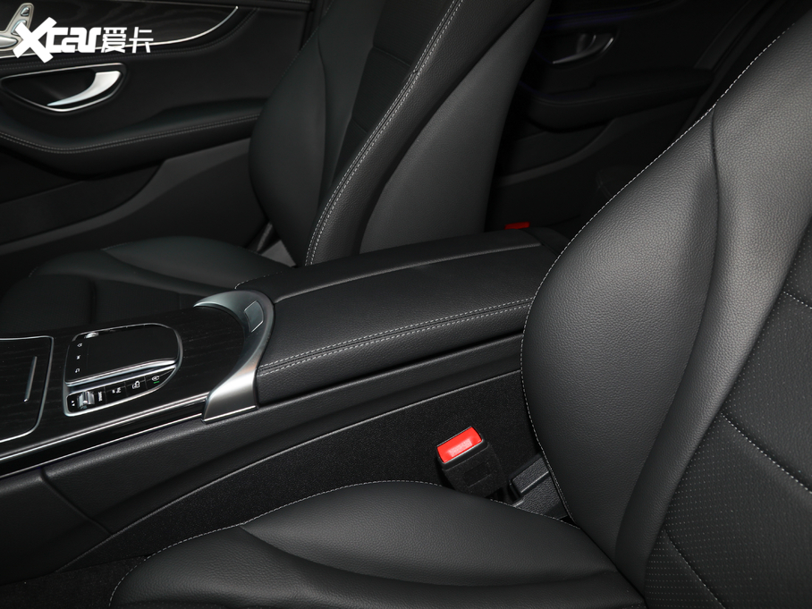 2020YC Ŀ C 200 L r\Ӱ