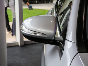 2020C 260 L (x)(ji)^