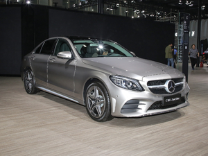 2020款C 300 L 运动版 整体外观