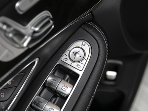 2020C 260 L \Ӱ п؅^