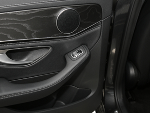 2020C 260 L \Ӱ п؅^(q)