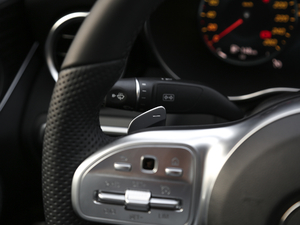 2020C 260 L \Ӱ п؅^