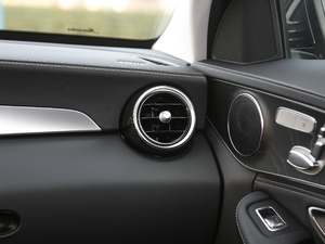 2020C 260 L \Ӱ п؅^