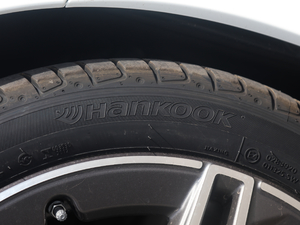 2020Ŀ C 260 L \Ӱ 4MATIC ݆̥Ʒ