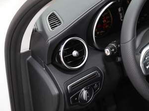 2020Ŀ C 260 L \Ӱ 4MATIC п؅^