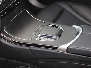 2020Ŀ C 260 L \Ӱ 4MATIC п؅^