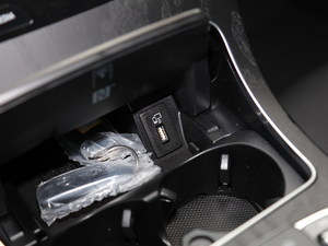 2020Ŀ C 260 L \Ӱ 4MATIC п؅^