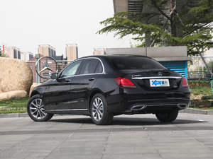 2020款改款 C 260 L 左后45度