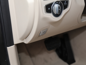 2020Ŀ C 260 L v܇Ƅ