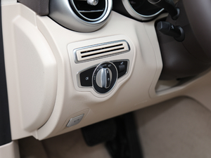 2020Ŀ C 260 L п؅^(q)