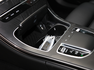 2020Ŀ C 260 L \Ӱ g