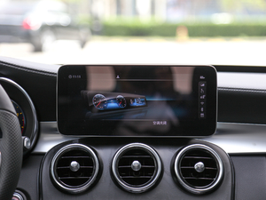 2020Ŀ C 260 L \Ӱ п_@ʾ