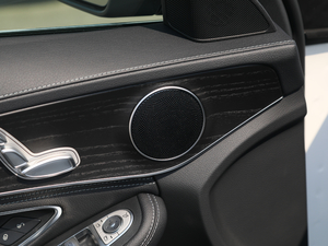 2020Ŀ C 200 L r\Ӱ g