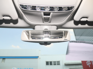 2020款改款 C 200 L 时尚型运动版 车内后视镜