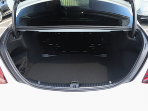 2020Ŀ C 200 L r(sh)\(yn)(dng) g