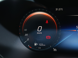 2020Ŀ C 200 L r(sh)\(yn)(dng) п؅^(q)