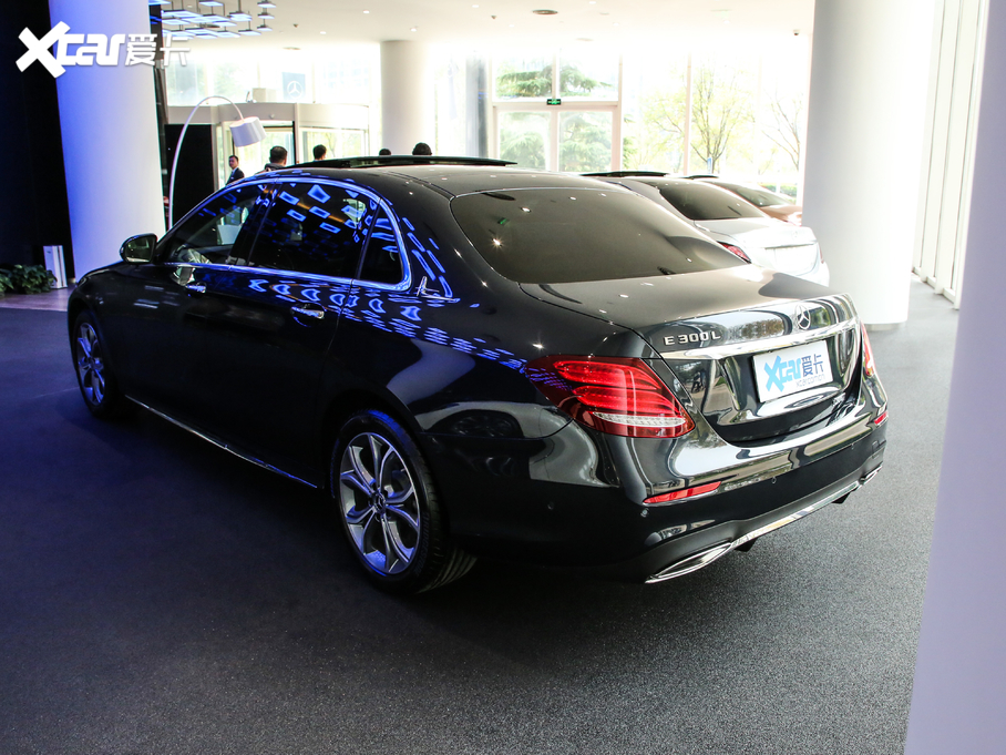 2020YE E 300 L \ӕr