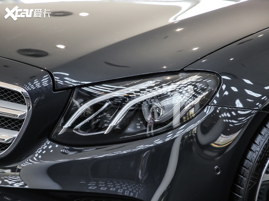 2020YE E 300 L \ӕr