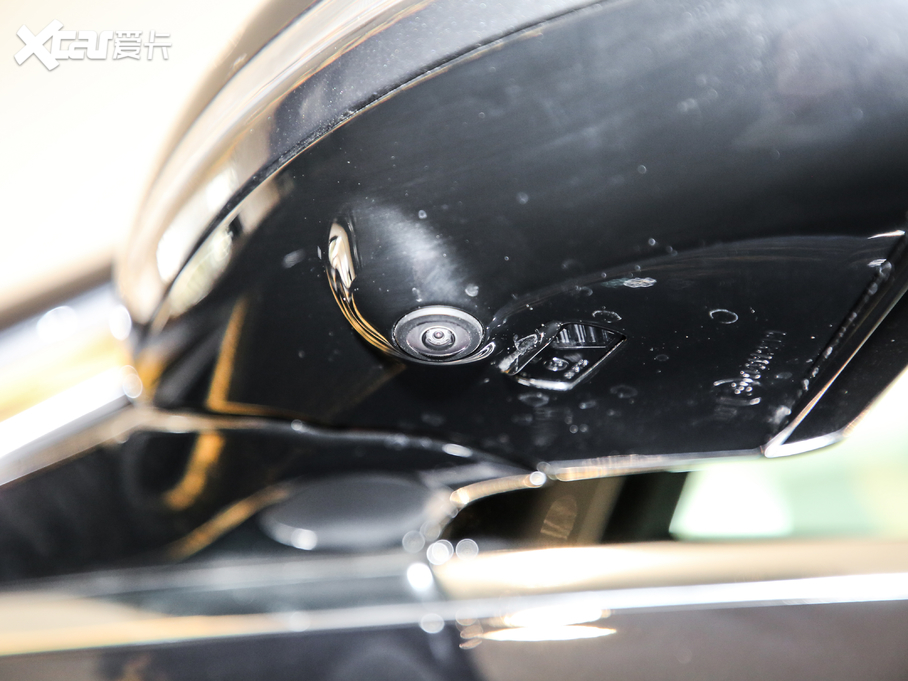 2020YE E 300 L \ӕr