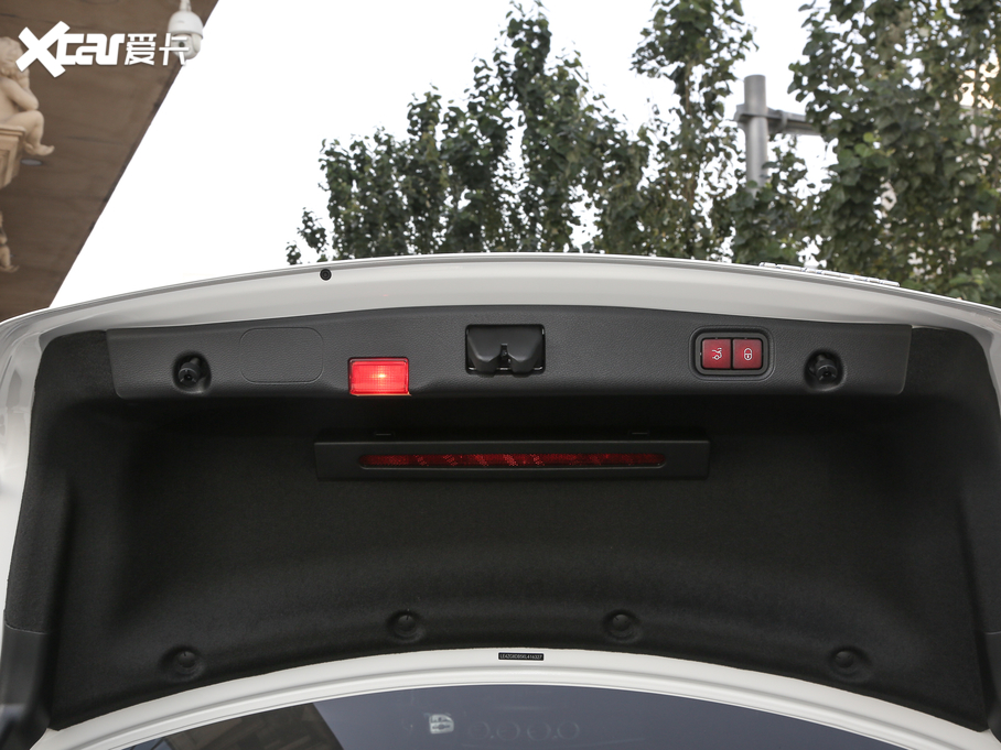 2020YE E 300 L \ӺA