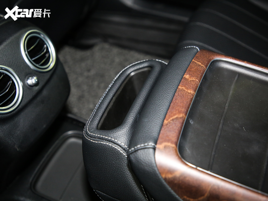 2020��YE��(j��) E 300 L ���A��