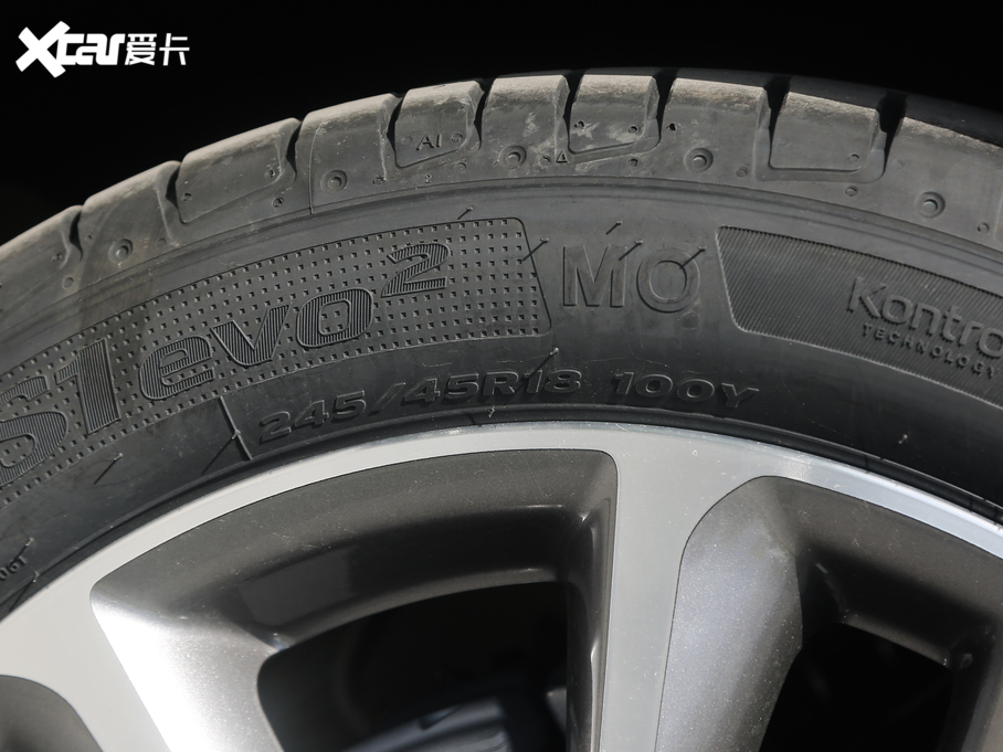 2020YE Ŀ E 260 L