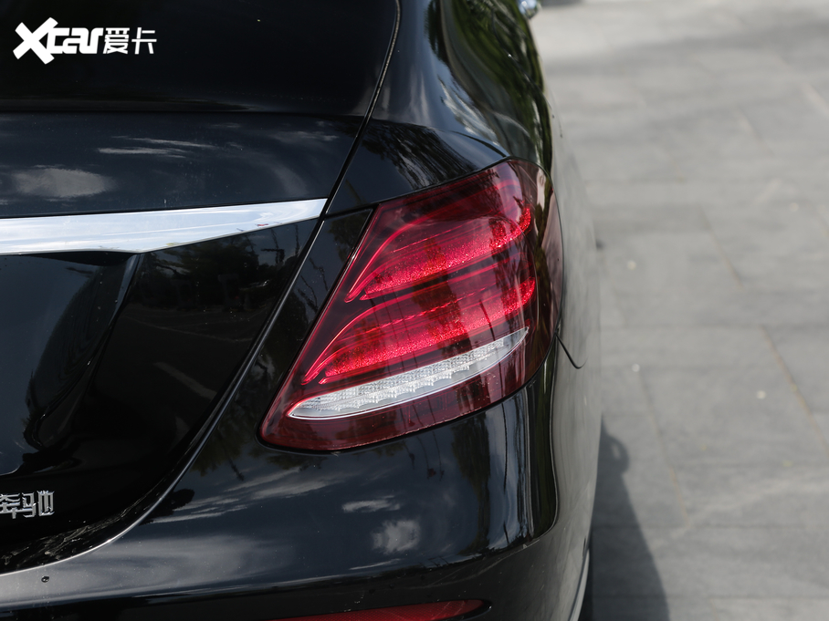 2020YE Ŀ E 260 L