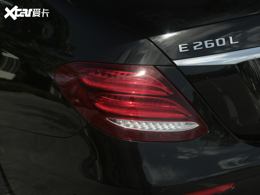 2020YE Ŀ E 260 L