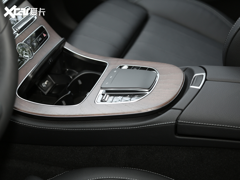 2020YE Ŀ E 260 L