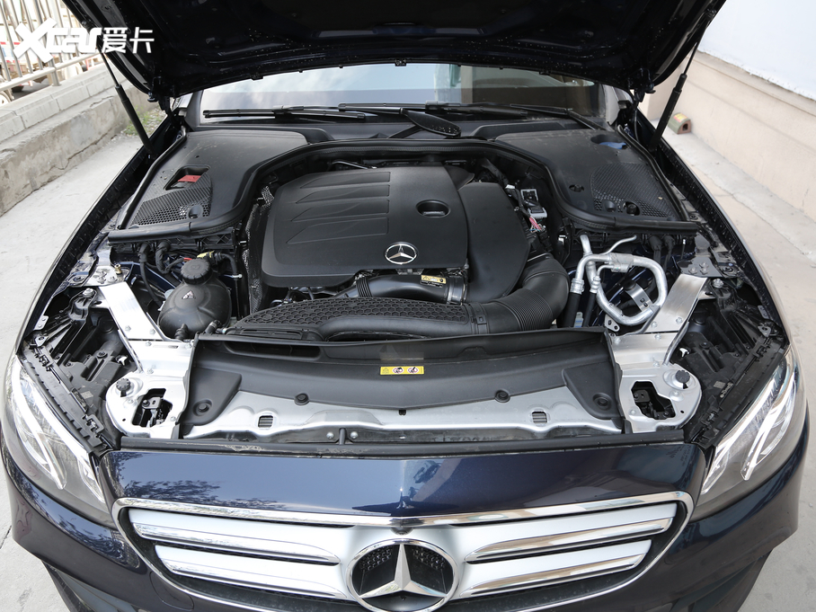 2020YE E 300 L \(yn)