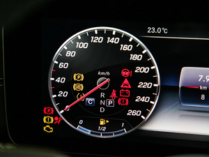 2020E 300 L \ӕr п؅^