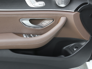 2020E 300 L \(yn)(dng)A g