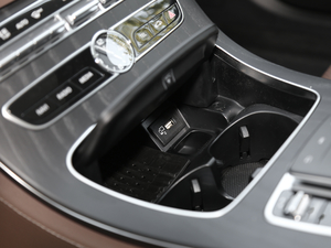 2020E 300 L \(yn)(dng)A g