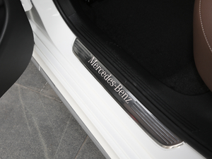 2020E 300 L \(yn)(dng)A g