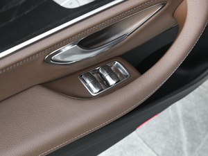 2020E 300 L \ӺA п؅^